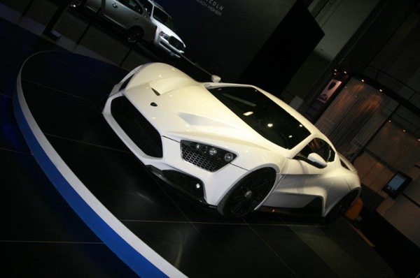Dubai Motor Show.  Zenvo ST-1  .