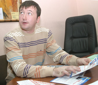 На избирательном участке требуйте полный комплект бюллетеней, - советует Сергей Ткаченко.