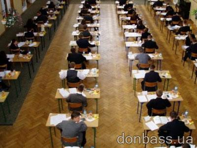 Донецкие и днепропетровские выпускники больше всех рвутся к знаниям