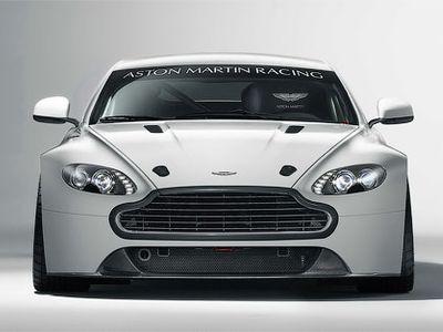  Aston Martin Vantage GT4    ()