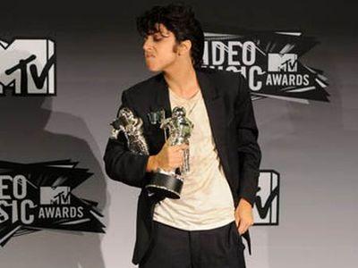 MTV Video Music Awards:  ,       ()
