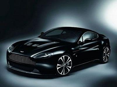 Aston Martin    DBS