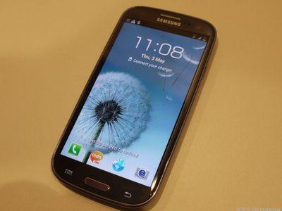 Samsung      Galaxy S III 