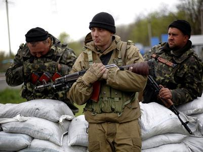 Боевики перебрасывают к Донецку минометы и машины разминирования