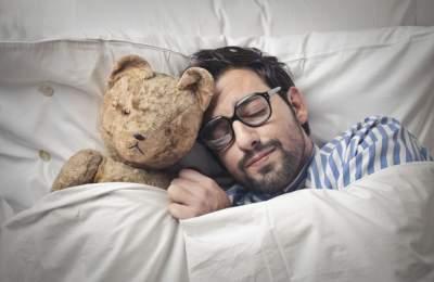 Ученые научились выявлять болезни по снам