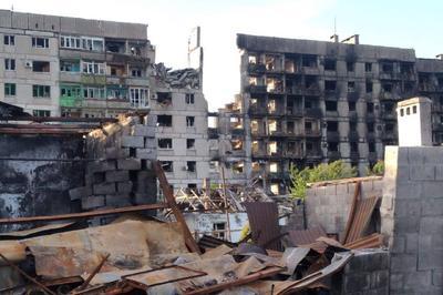 В Мариуполе оккупанты начали "обследование" уцелевших квартир