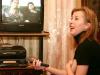 Дончанка Наталья ИГНАТОВА рада, что местные провайдеры не отключили каналы из «черного списка» и поэтому она смотрит свой любимый фильм «Ландыш серебристый».