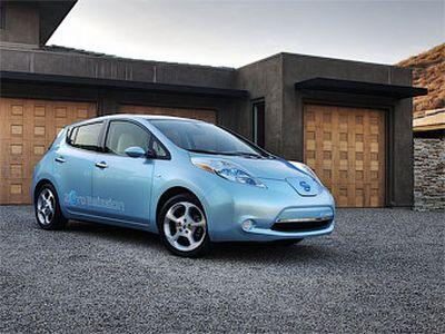  Nissan Leaf    