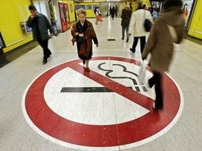 В Испании могут запретить курение в общественных местах