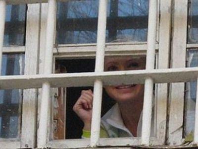 Генпрокурор: Лечение Тимошенко за рубежом невозможно