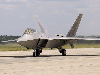       F-22 