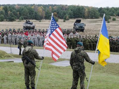 США приняли решение об оказании военной помощи Украине