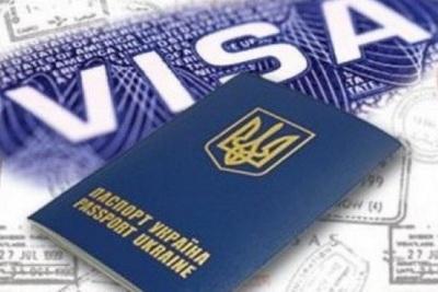 Гражданам Украины массово отказывают в американских визах