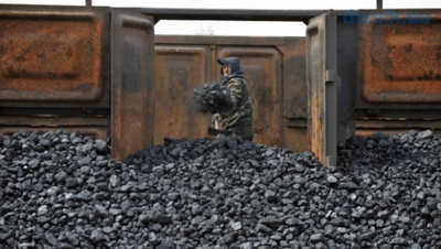 Активисты блокады похитили уголь на 1,4 млн грн, – Укрзализныця