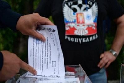 У Суркова анонсировали "выборы" главарей боевиков на Донбассе: названы сроки
