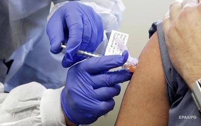 Ученые заявили, что вакцина от гриппа защищает от осложнений COVID-19