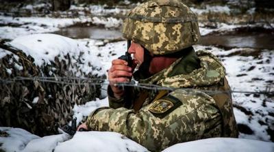 На Донбассе три обстрела за сутки, тяжело ранен военный
