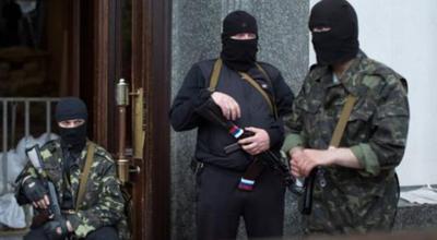 В оккупированном Луганске ФСБ по квартирам ищет уклонистов