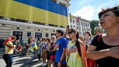 Сотни украинцев присоединились к флешмобу "Бегу за Азовсталь"
