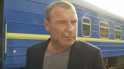 Звезда Голливуда Лиев Шрайбер приехал в Киев