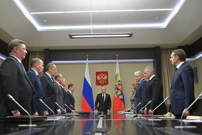 Зеленский подписал указ о введении санкций против руководства РФ
