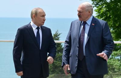 Лукашенко прилетел к Путину в Сочи