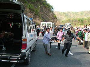 Во Вьетнаме автобус с россиянами рухнул в пропасть