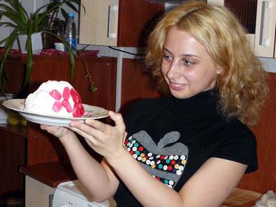 Дончанка Татьяна Романенко приготовила вот такую пикантную пасху.